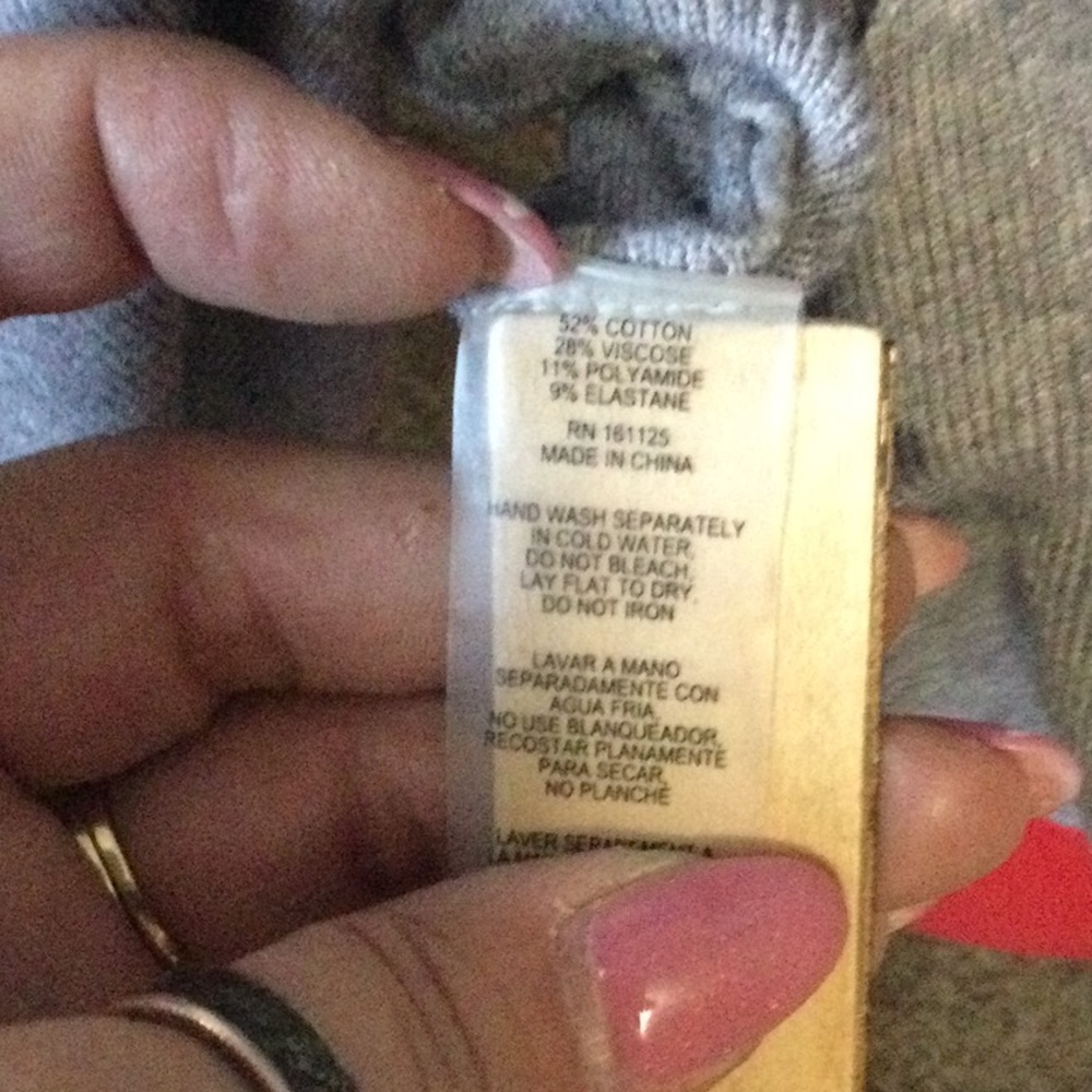 Sweater - Picture 5 of 5
